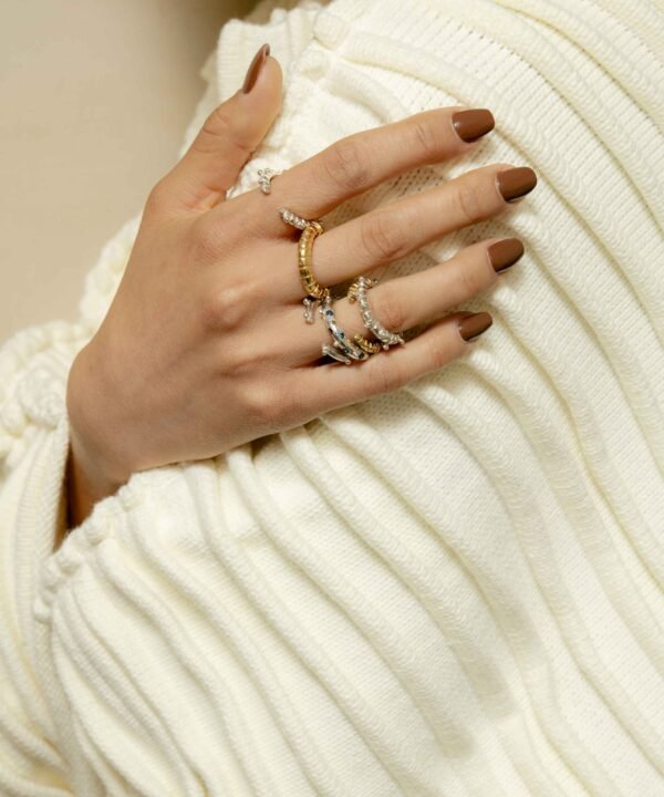 Alternative view of Triple Akis Sapphire Ring