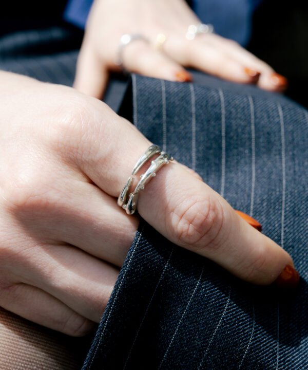 Alternative view of Oko Ring Silver