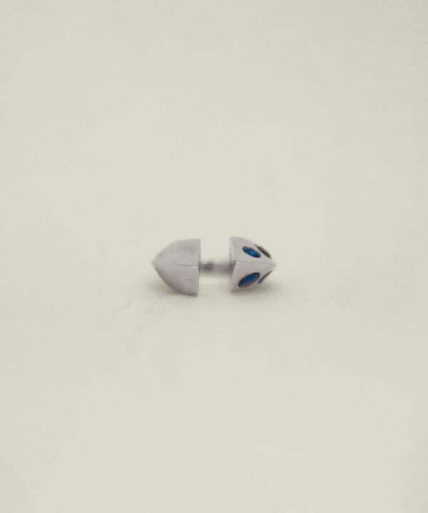 Alternative view of Oko Sapphire Ear Cuff Silver