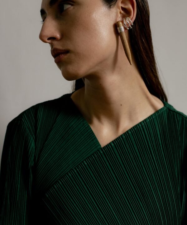 Alternative view of Fang Earrings Gold