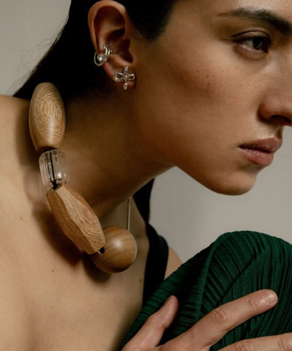 Alternative view of Naga Ear Cuff Zircon Gold