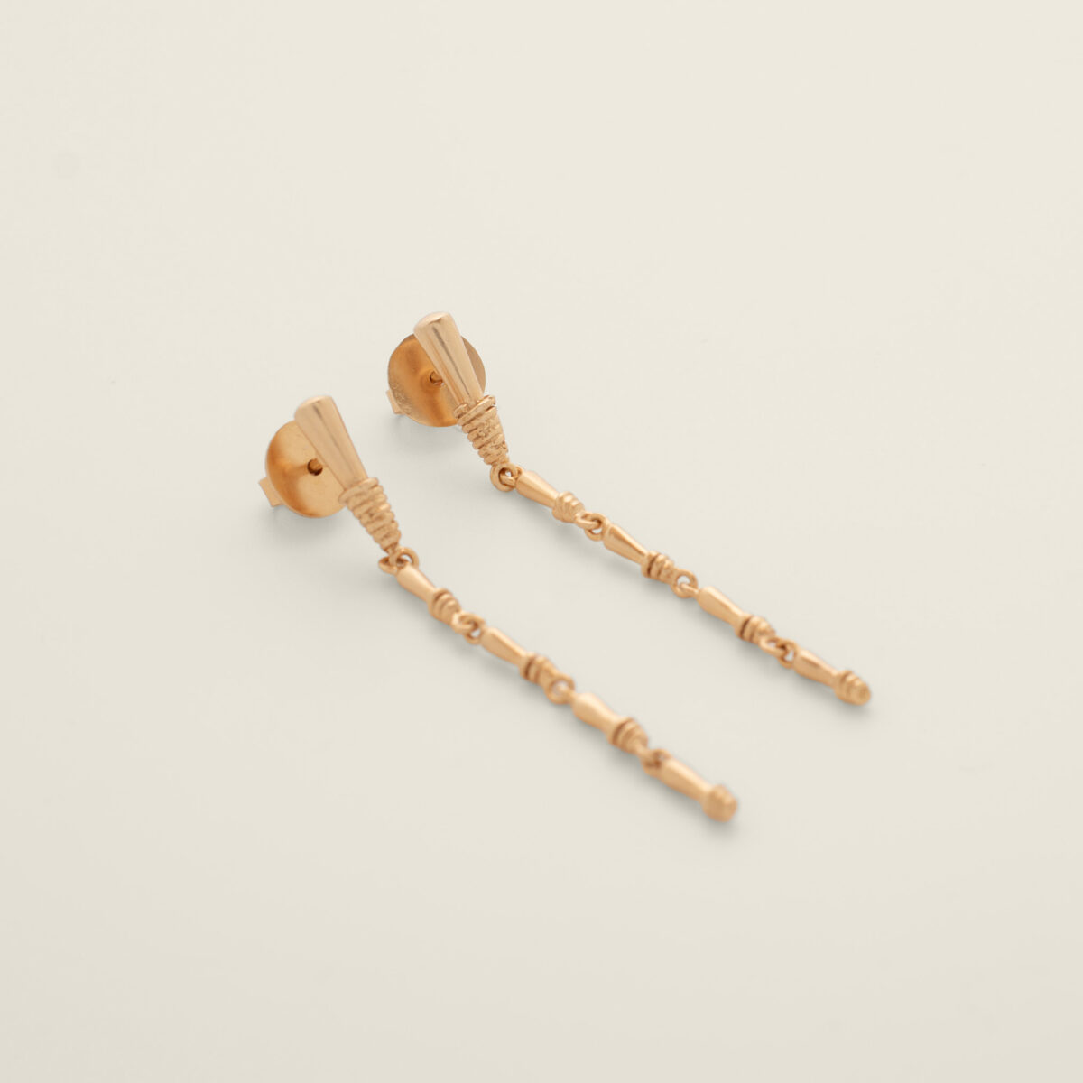 Aretes Pech Largos Dorados