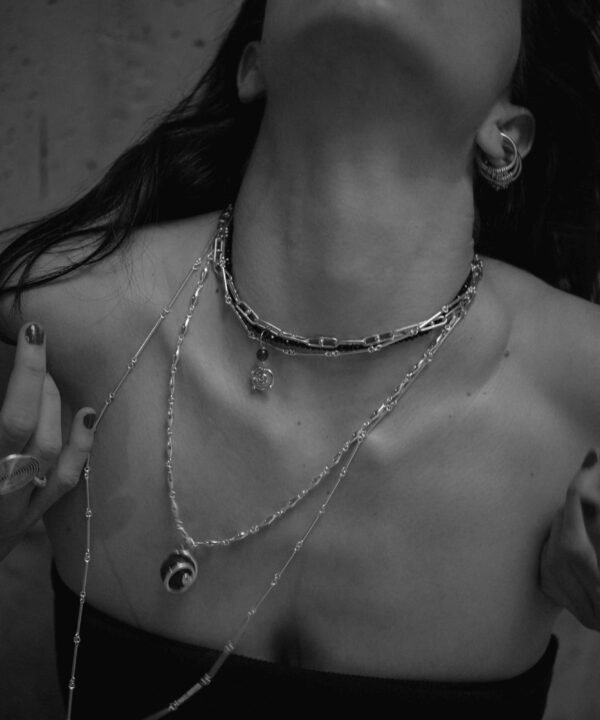 Alternative view of Ummu Rubyzoicita Pendant Gold