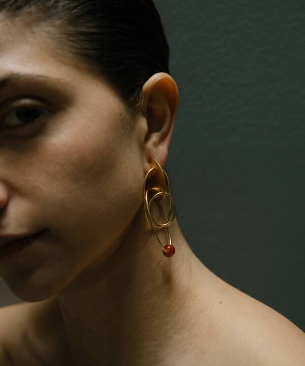 Alternative view of Aretes Kundali Dorado