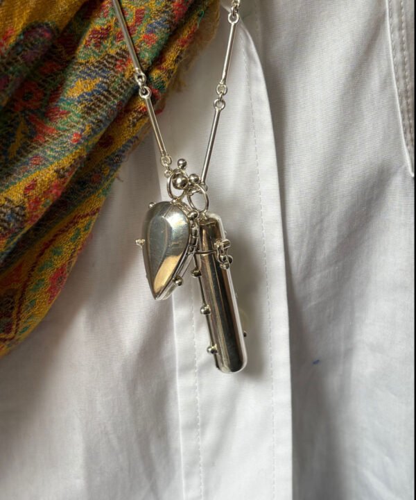 Alternative view of Dije Scentia Dorado