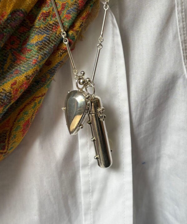 Alternative view of Scentia Pendant Gold