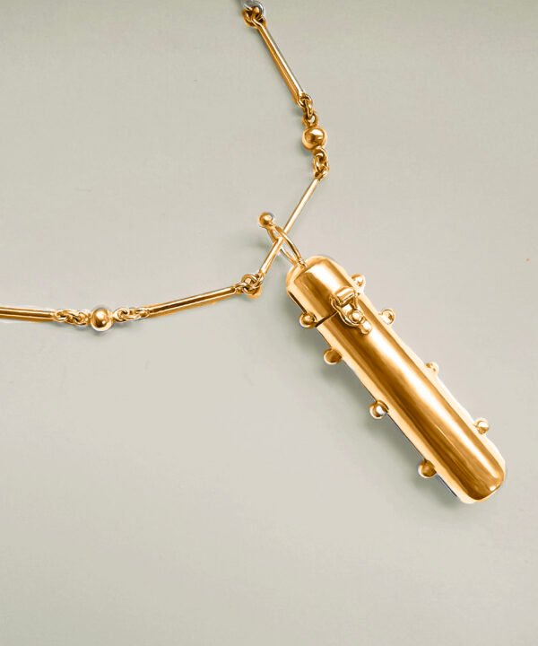 Scentia Pendant Gold