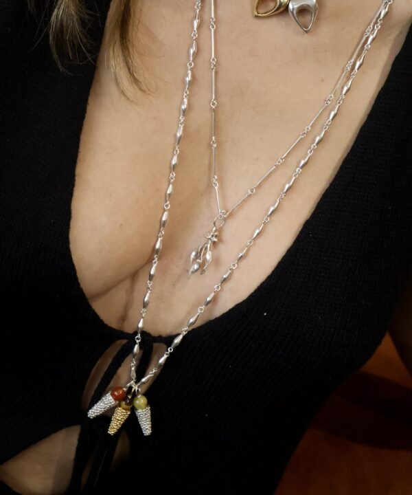 Alternative view of Maiz Pendant Gold